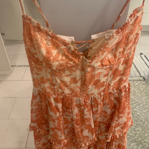 V. Chapman Coral Pink Floral Tiered High-Low Wedding Dress - Picture 7 of 9